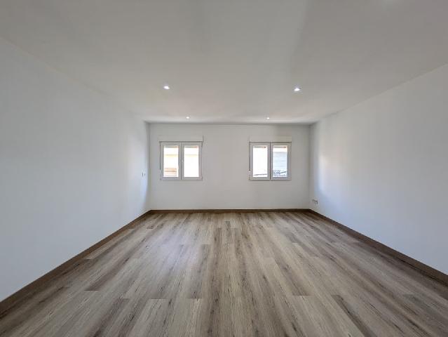 Imagen 22 Inmueble 306642 - Casa Adosada en venta en Vendrell (El) / Centro de El Vendrell, cerca de comercios y servicios.