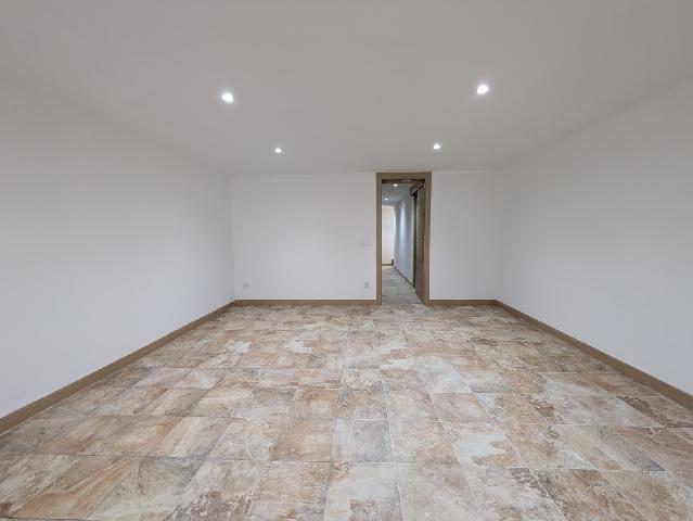Imagen 2 Inmueble 306642 - Casa Adosada en venta en Vendrell (El) / Centro de El Vendrell, cerca de comercios y servicios.