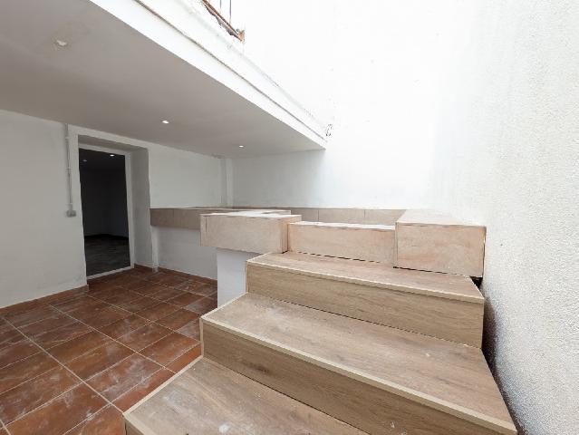 Imagen 4 Inmueble 306642 - Casa Adosada en venta en Vendrell (El) / Centro de El Vendrell, cerca de comercios y servicios.