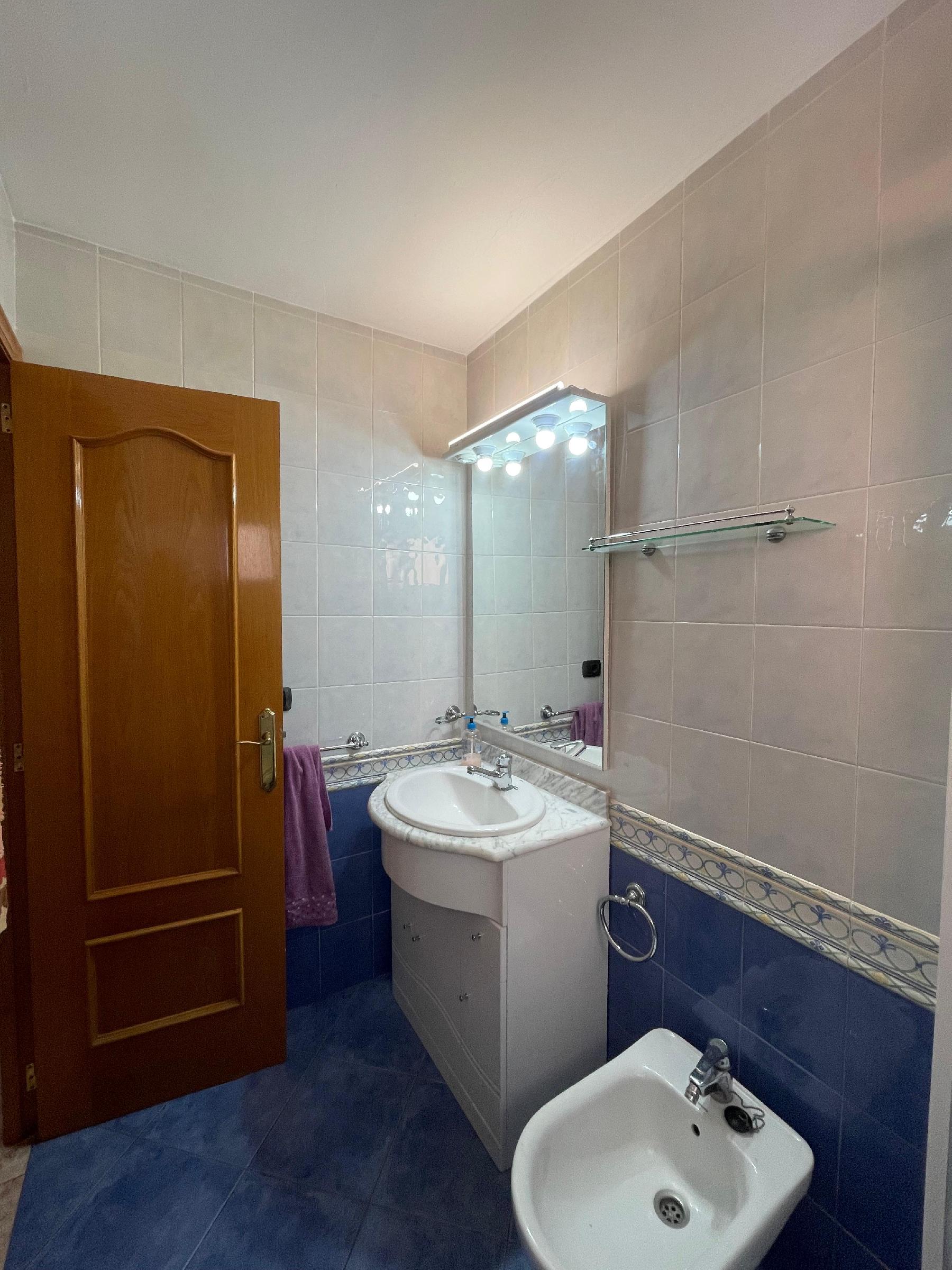 Imagen 14 Piso en venta en Alcora L´ / Junto al Colegio Conde de Aranda