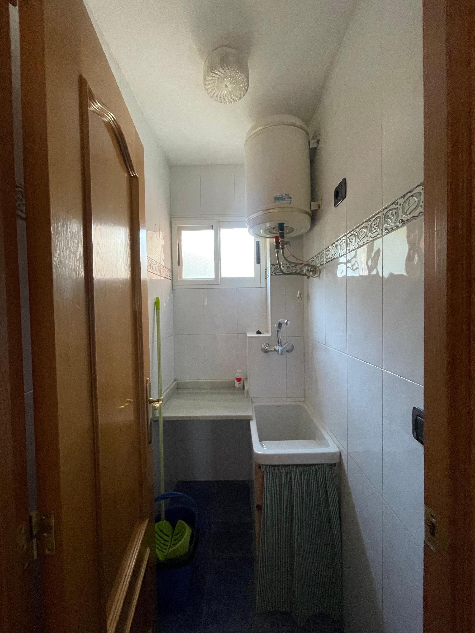 Imagen 9 Apto. Montaña en venta en Alcora L´ / Junto al Colegio Conde de Aranda