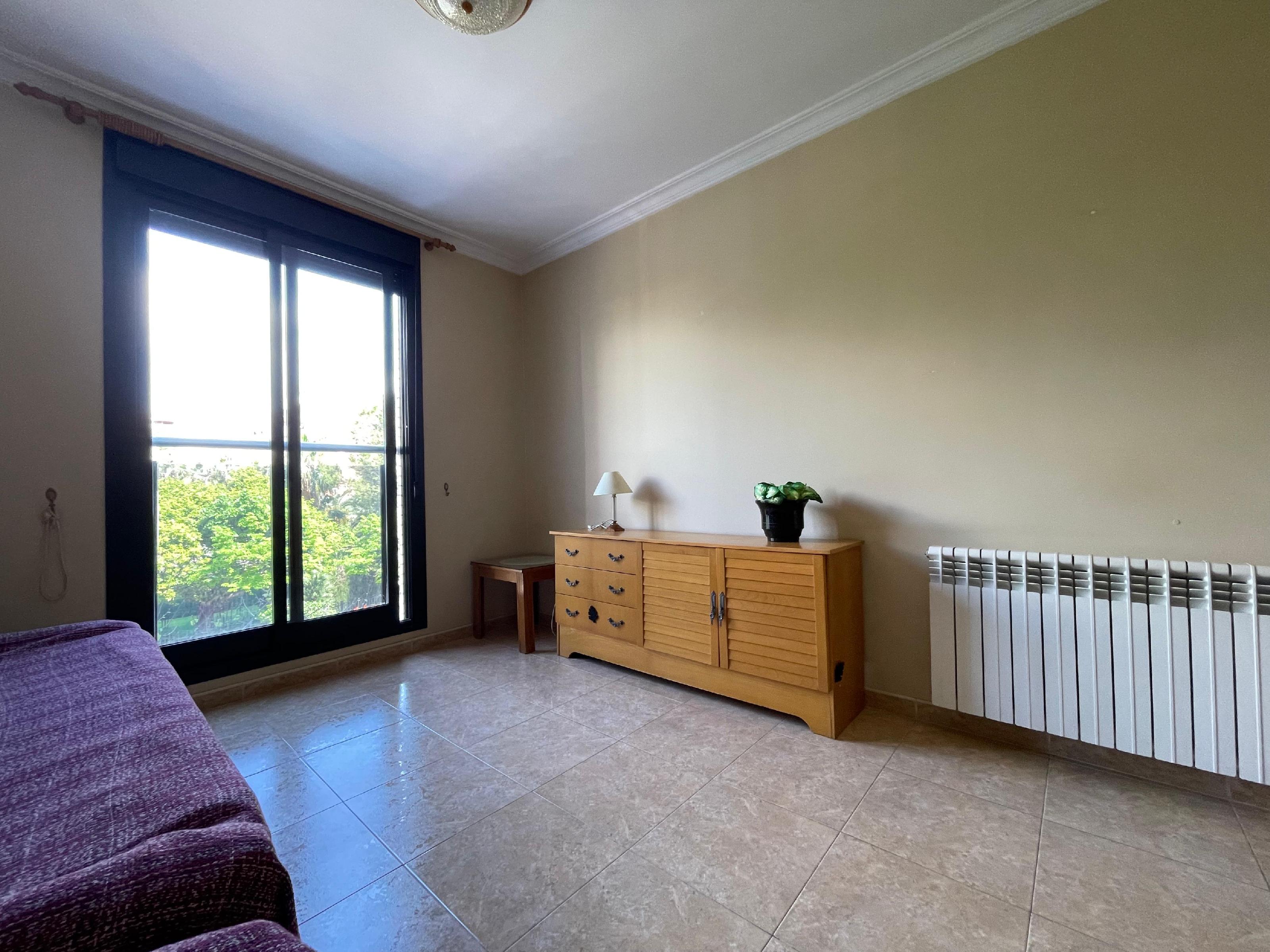 Imagen 1 Piso en venta en Castellón De La Plana/castelló De La Plana / Frente a Hospital Provincial