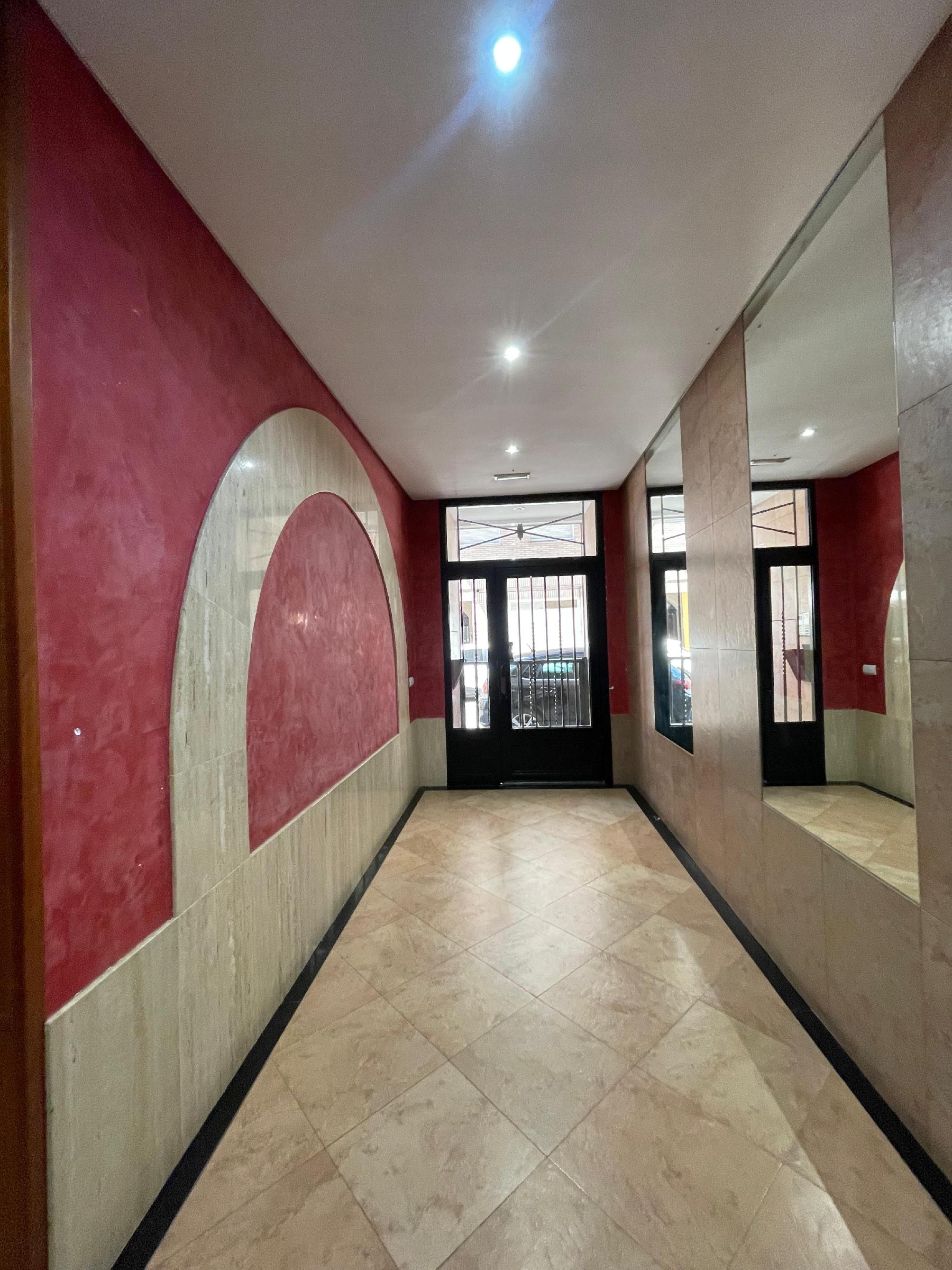 Imagen 25 Piso en venta en Castellón De La Plana/castelló De La Plana / Frente a Hospital Provincial