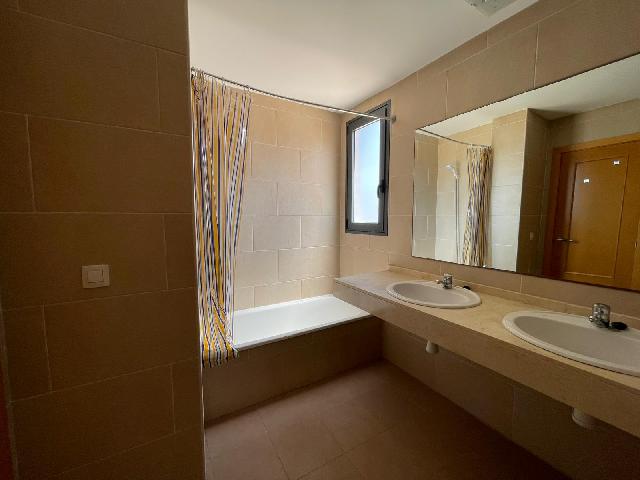 Imagen 20 Inmueble 302806 - Ático en venta en Oropesa Del Mar/orpesa / A 300m de la Playa de Les Amplàries y Mercadona