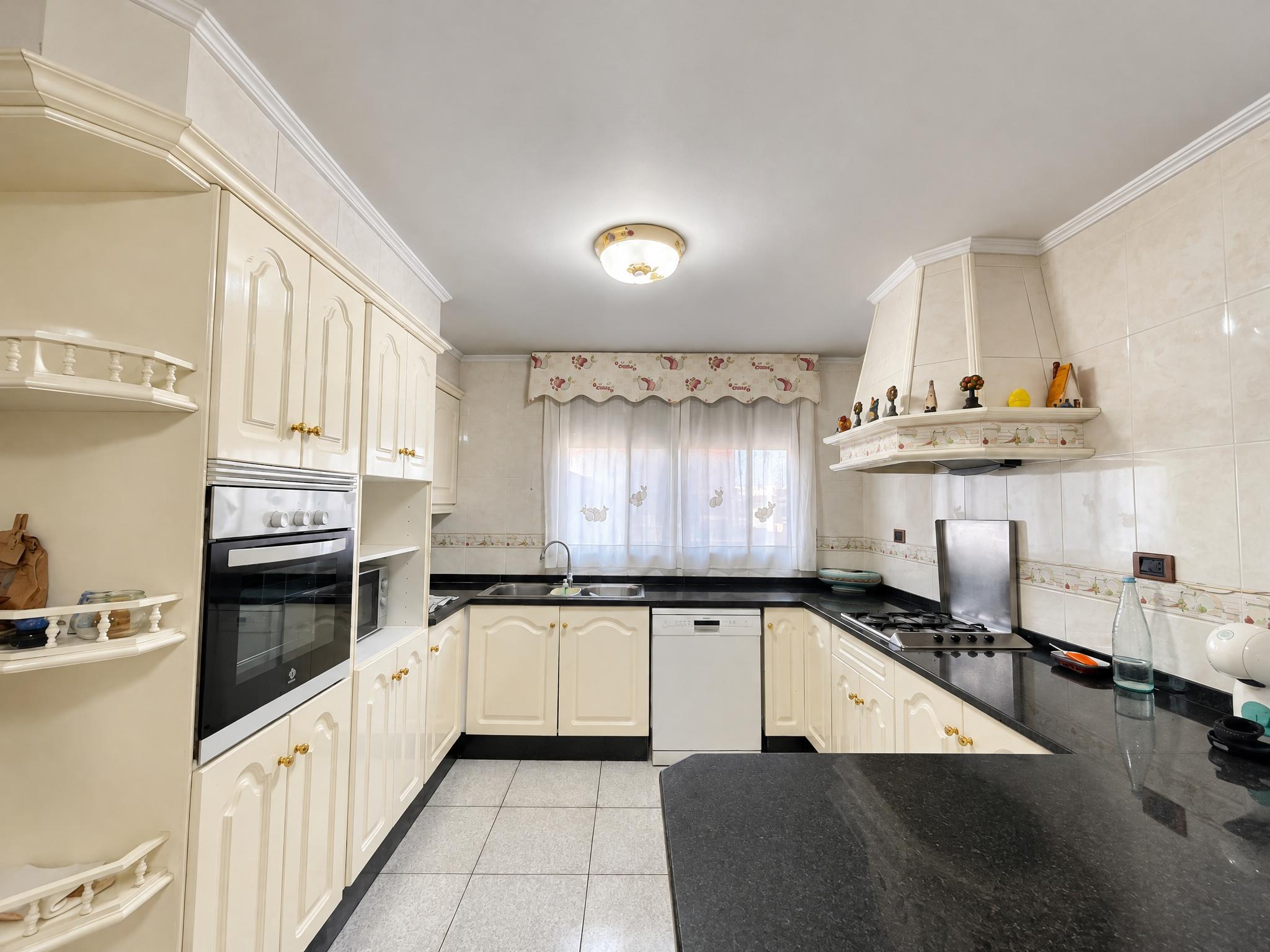 Imagen 13 Piso en venta en Vila-real / Avenida Pio iix, junto a Torre Motxa 