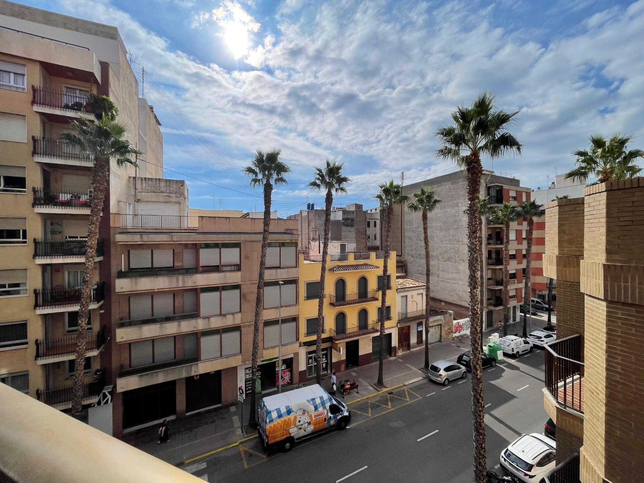 Imagen 1 Piso en venta en Vila-real / Avenida Pio iix, junto a Torre Motxa 