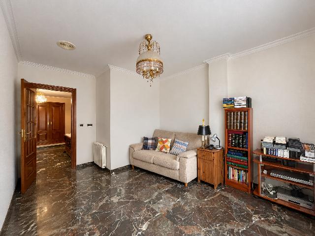 Imagen 8 Inmueble 305965 - Piso en venta en Vila-real / Avenida Pio iix, junto a Torre Motxa 