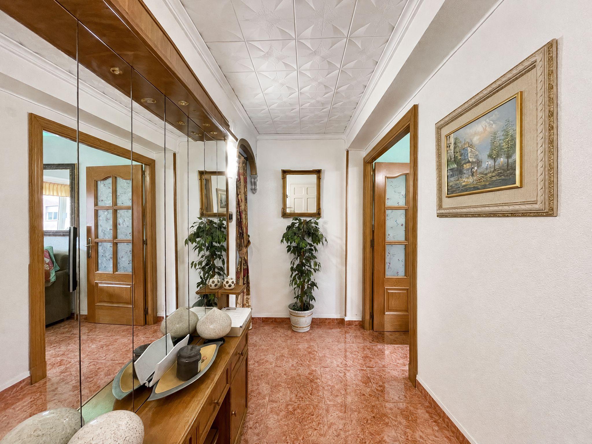 Imagen 1 Piso en venta en Castellón De La Plana/castelló De La Plana / Junto a la Avenida del Mar 