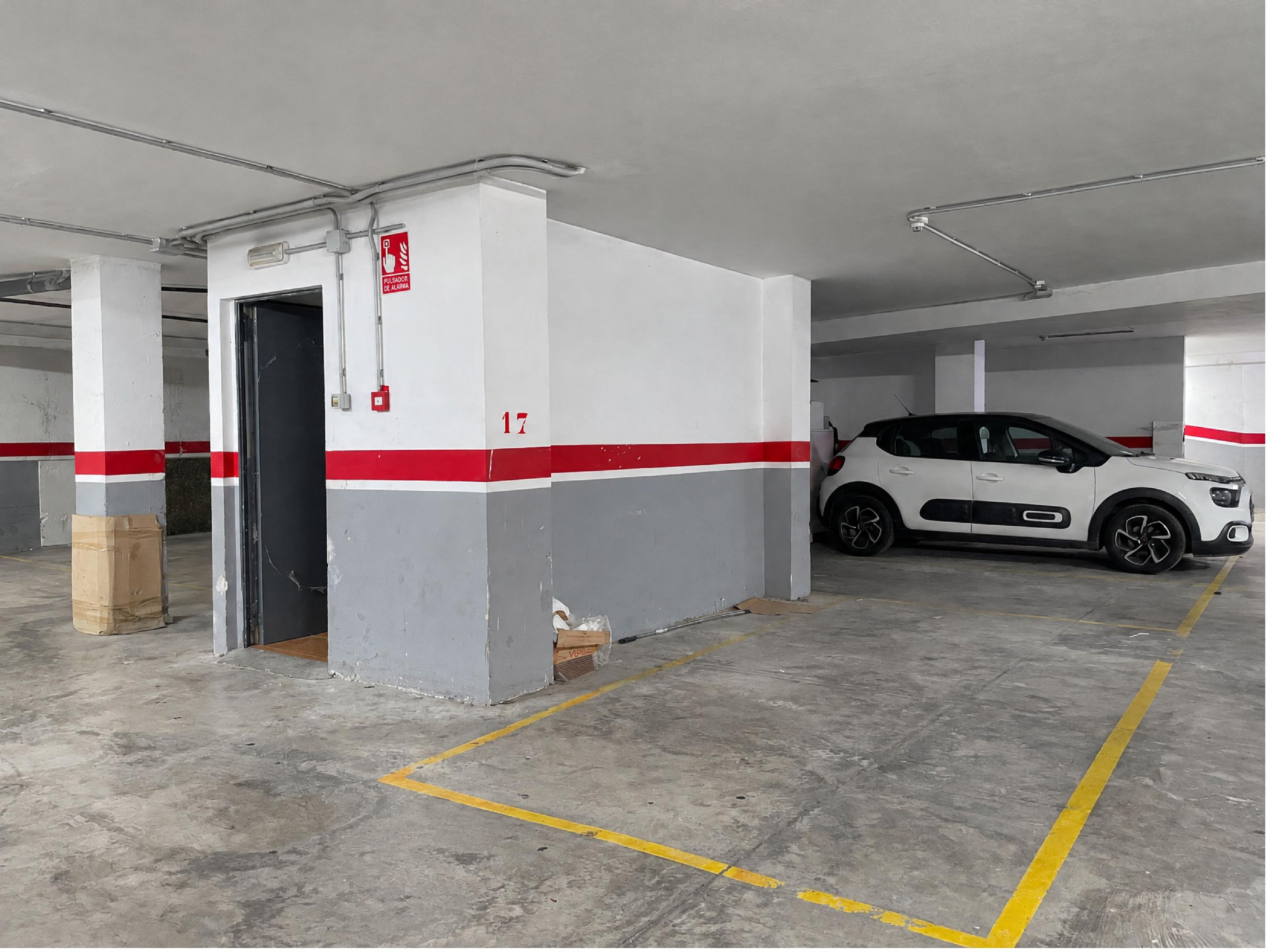 Imagen 20 Piso en venta en Alcora L´ / Junto a Mercadona .