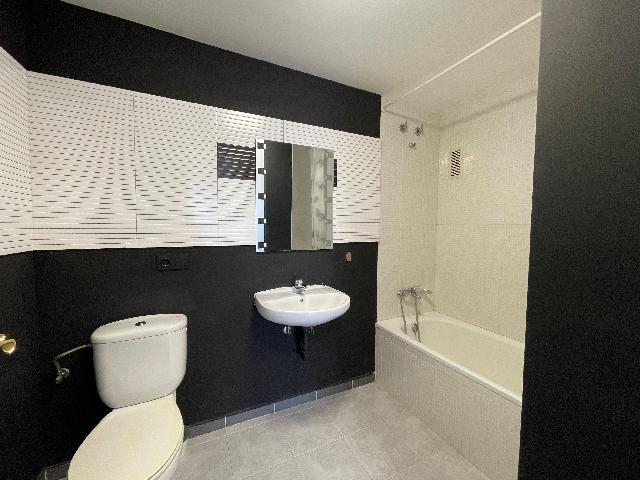 Imagen 11 Inmueble 306868 - Piso en venta en Alcora (L´) / Junto a Mercadona .