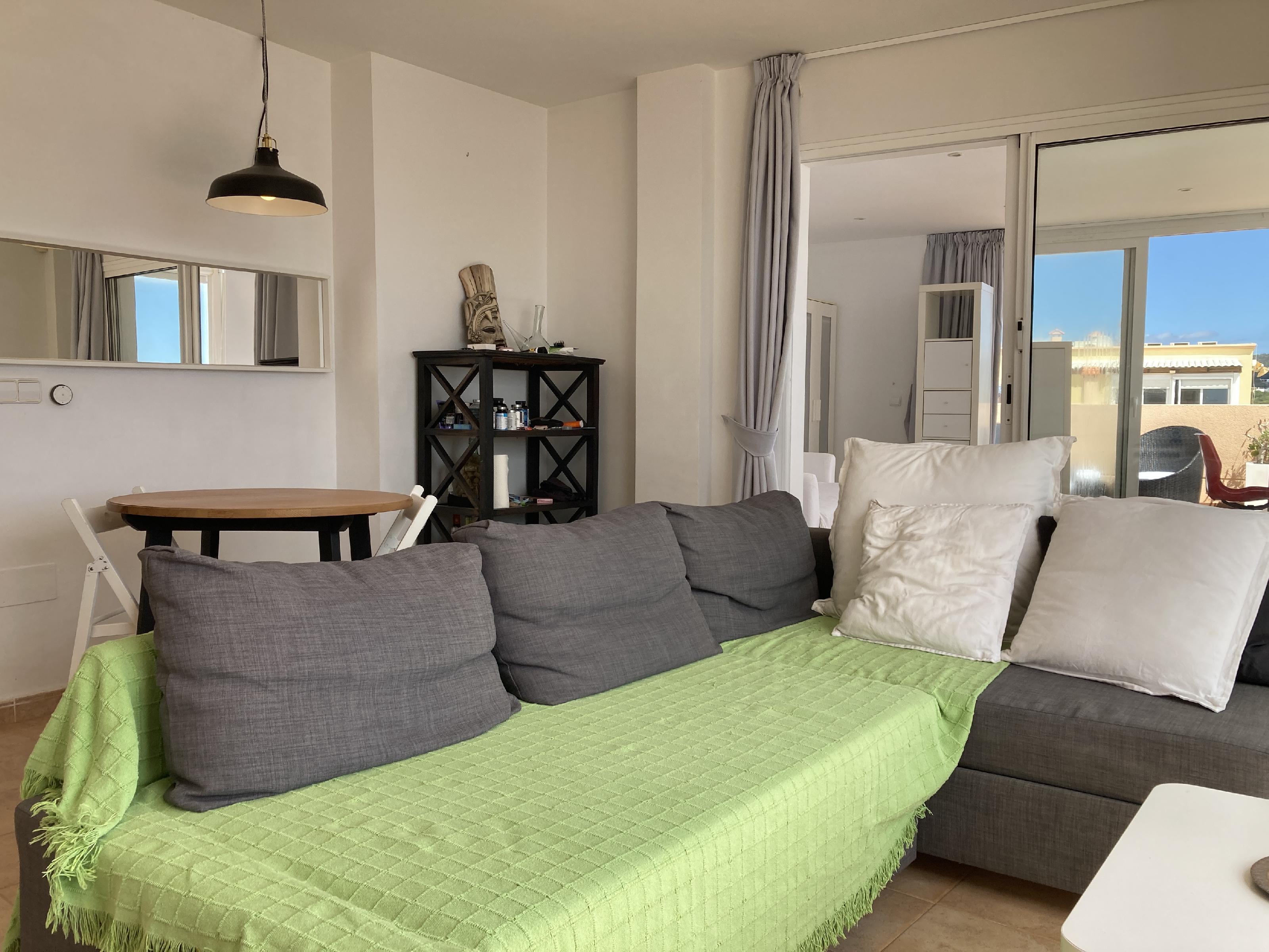Imagen 6 Piso en venta en Santa Eulalia Del Río / Sant Carles. Frente al mar, piscina, Santa Eulària