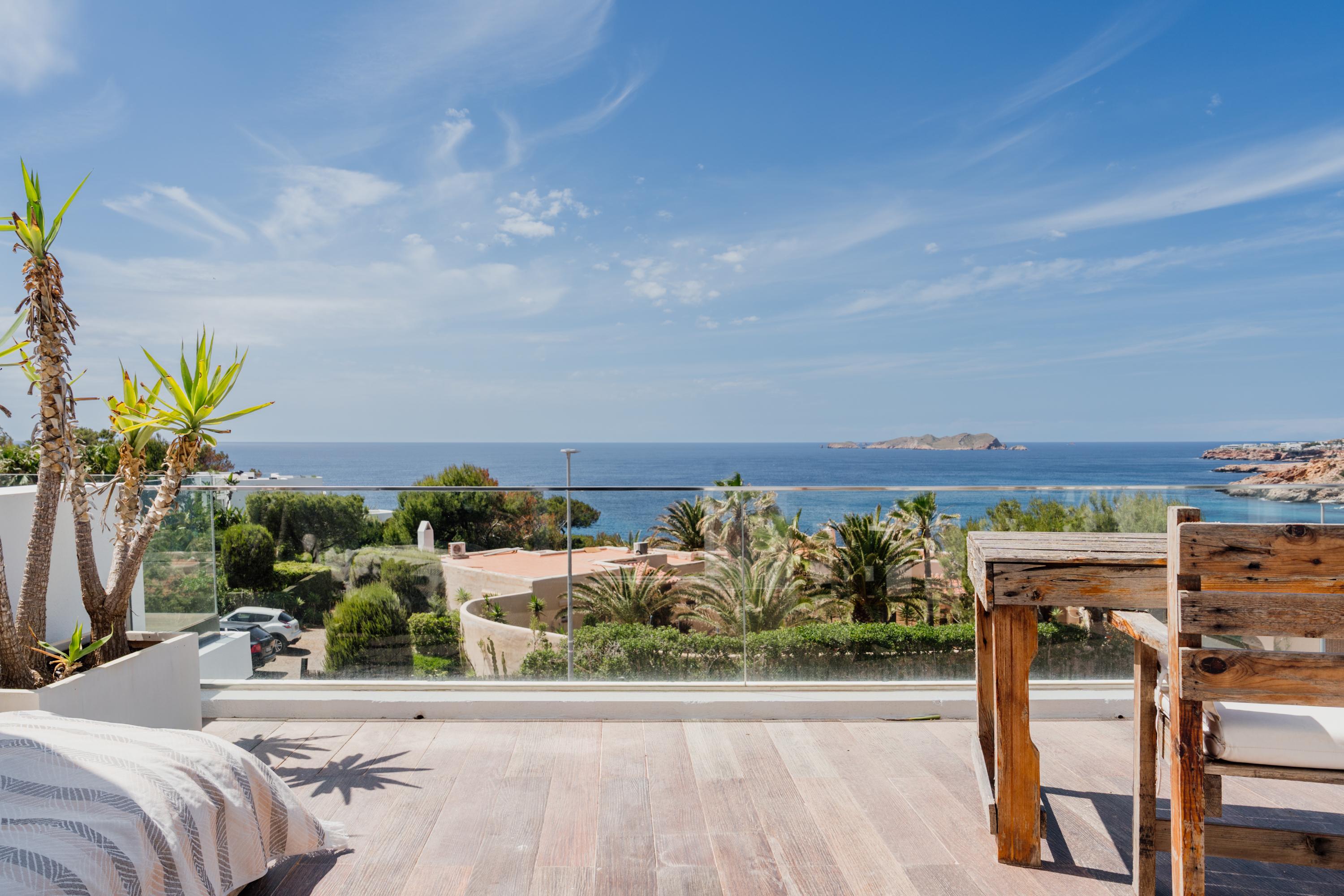 Imagen 13 Casa Adosada en venta en Sant Josep De Sa Talaia / A 3 minutos de la playa de Cala Tarida