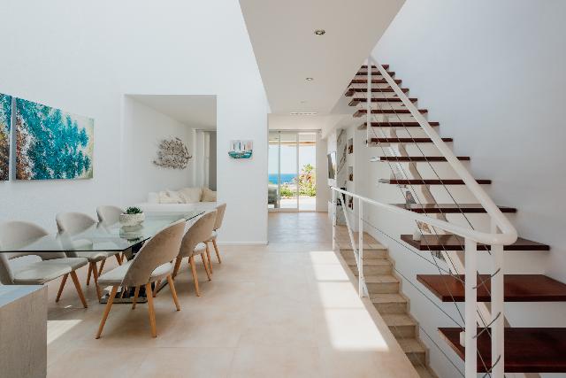 Imagen 4 Inmueble 303418 - Casa Adosada en venta en Sant Josep De Sa Talaia / A 3 minutos de la playa de Cala Tarida