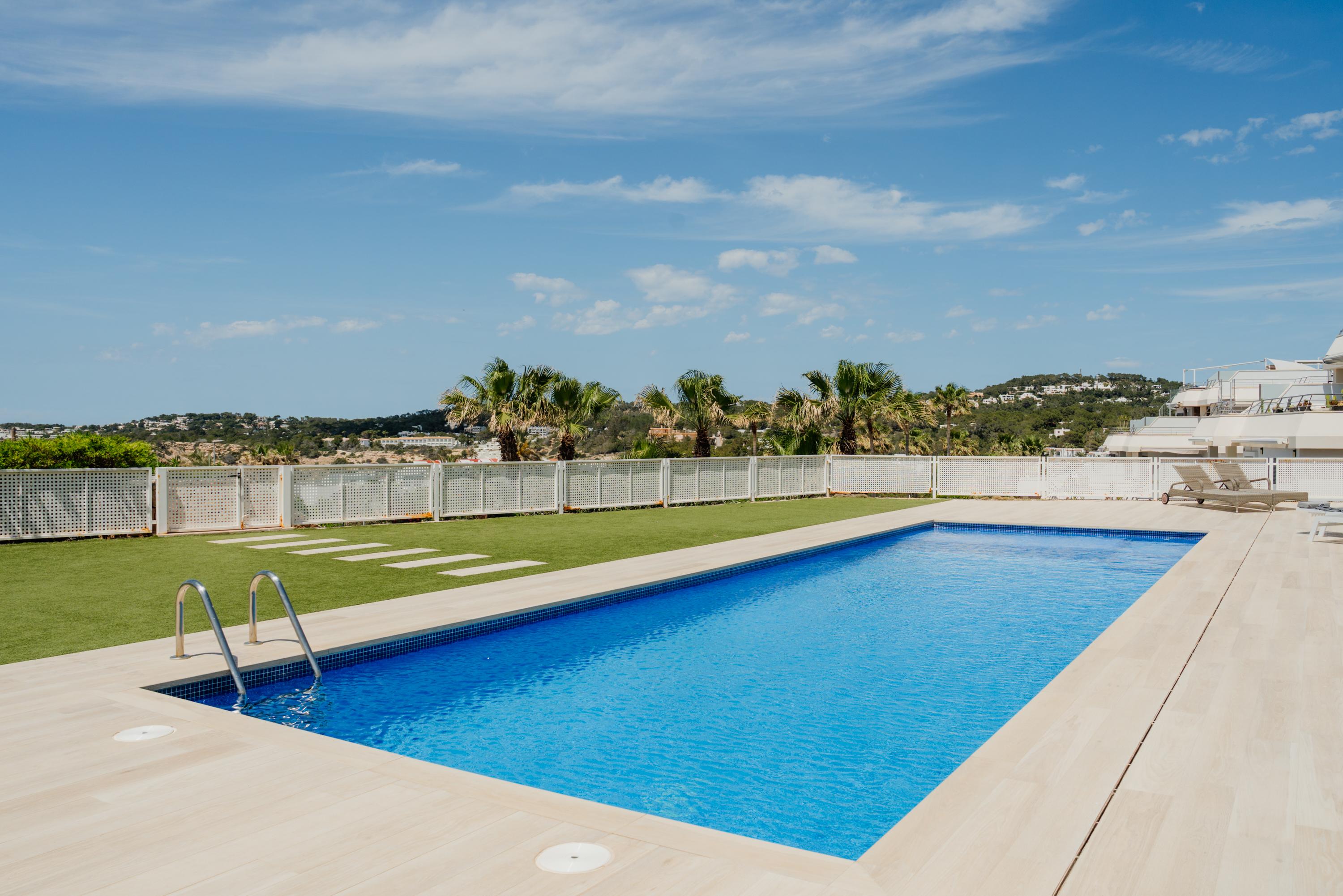 Imagen 16 Casa Adosada en venta en Sant Josep De Sa Talaia / A 3 minutos de la playa de Cala Tarida
