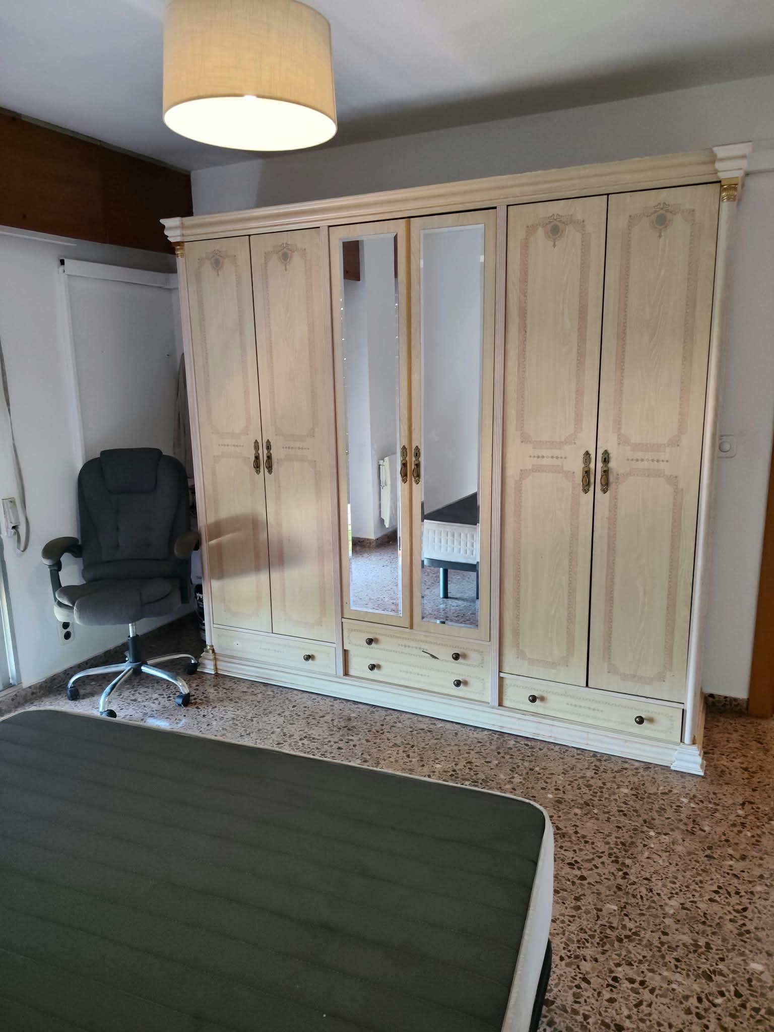 Imagen 15 Piso en venta en Catarroja / Lluis Vives, cerca de la estación.