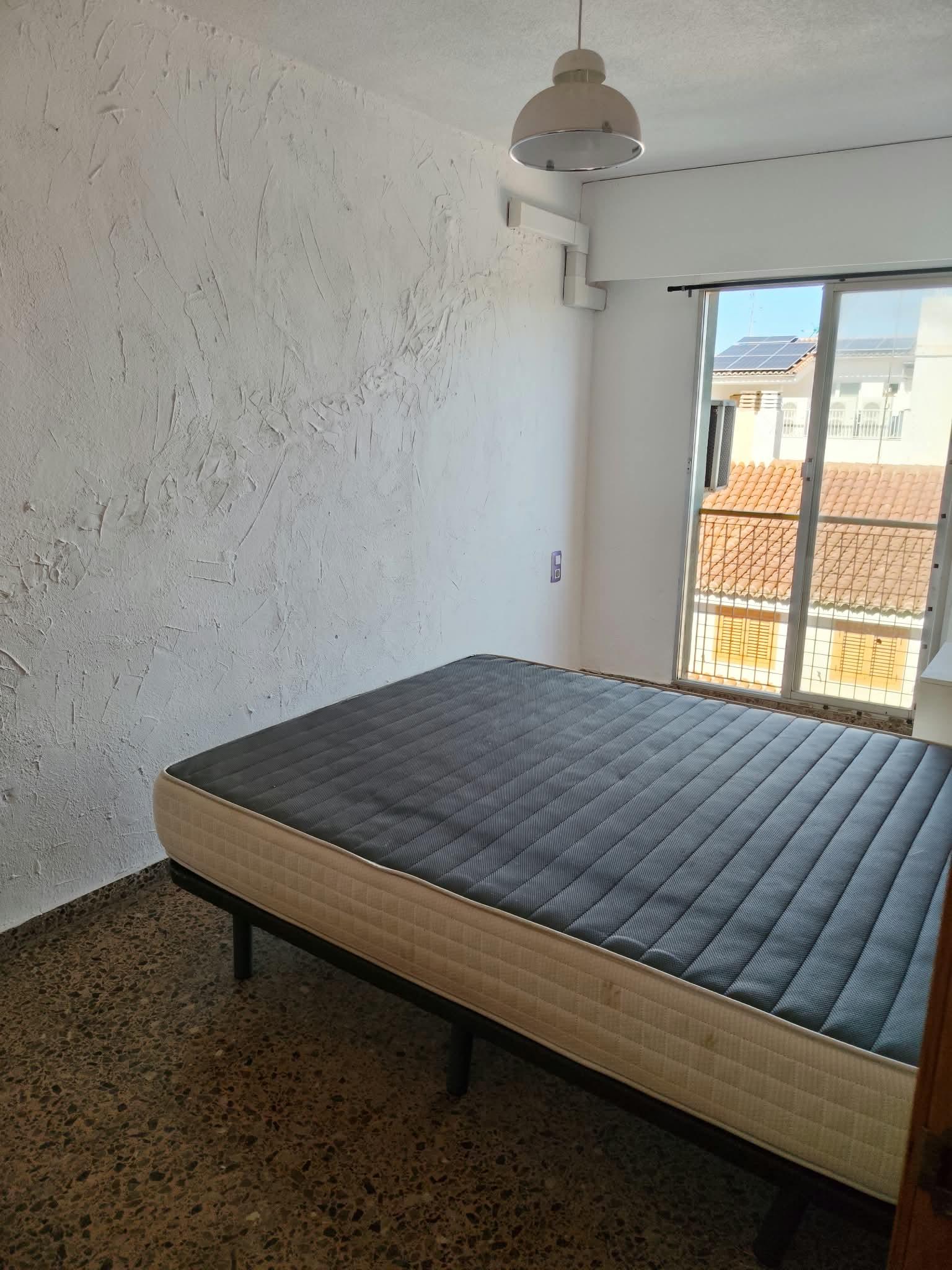 Imagen 16 Piso en venta en Catarroja / Lluis Vives, cerca de la estación.