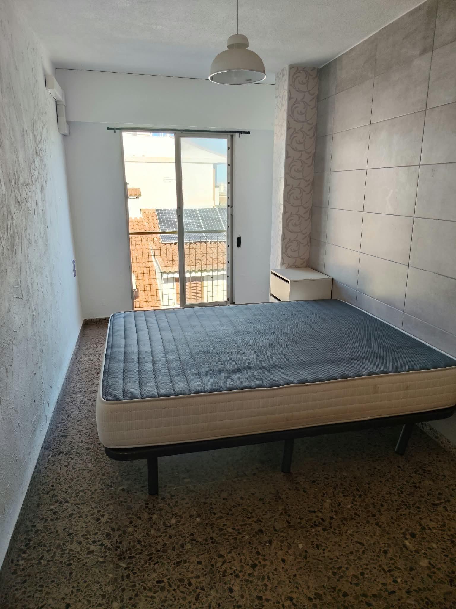Imagen 13 Piso en venta en Catarroja / Lluis Vives, cerca de la estación.