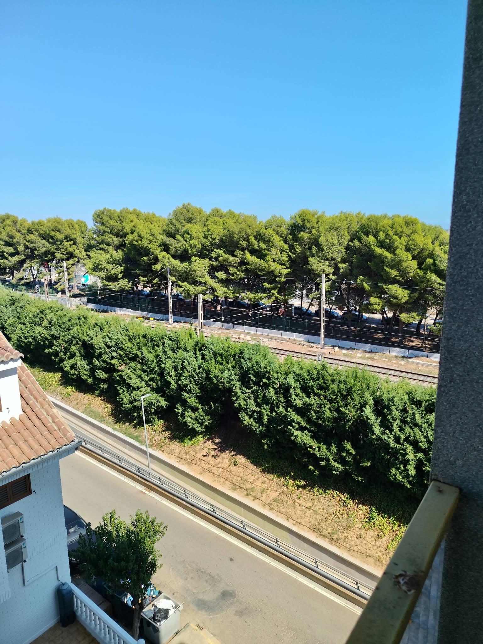 Imagen 26 Piso en venta en Catarroja / Lluis Vives, cerca de la estación.