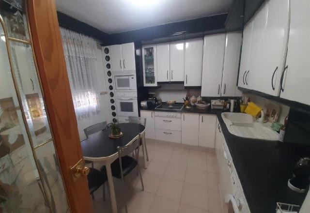 Imagen 2 Inmueble 303510 - Casa en venta en Parla /  Cerca escuela educación infantil el manzano