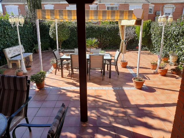 Imagen 4 Inmueble 303510 - Casa en venta en Parla /  Cerca escuela educación infantil el manzano