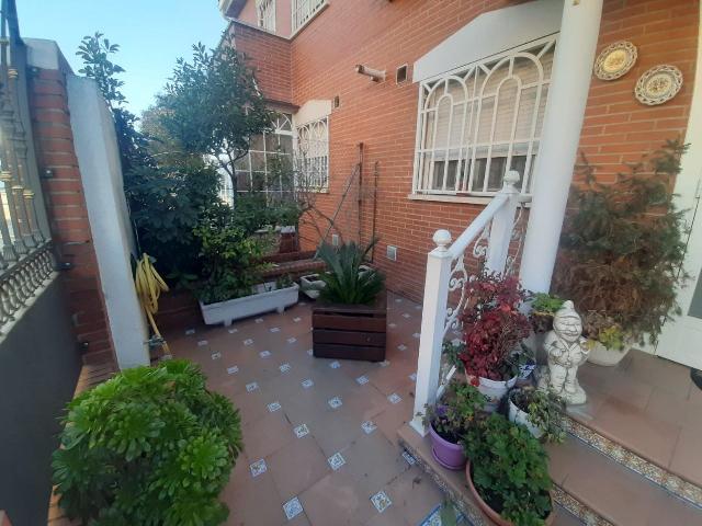 Imagen 8 Inmueble 303510 - Casa en venta en Parla /  Cerca escuela educación infantil el manzano