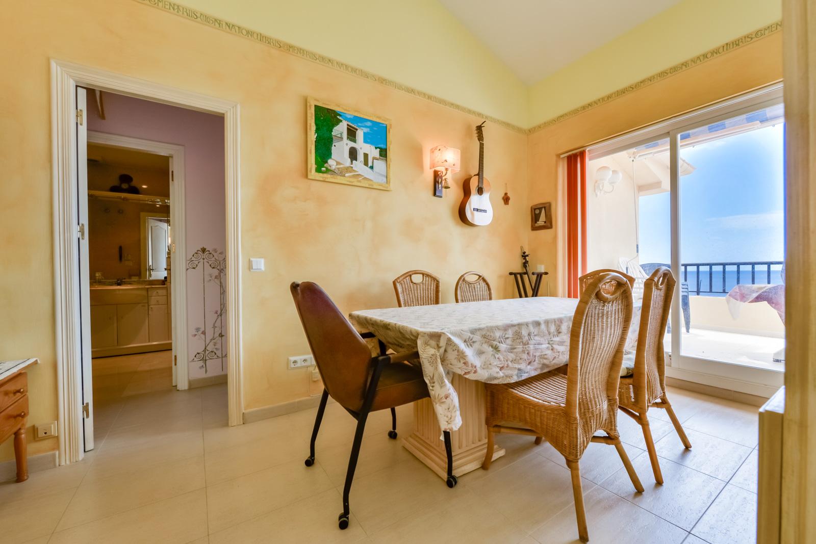 Imagen 7 Ático en venta en Altea / Ático en Mascarat, Altea, con vistas al mar y al puerto