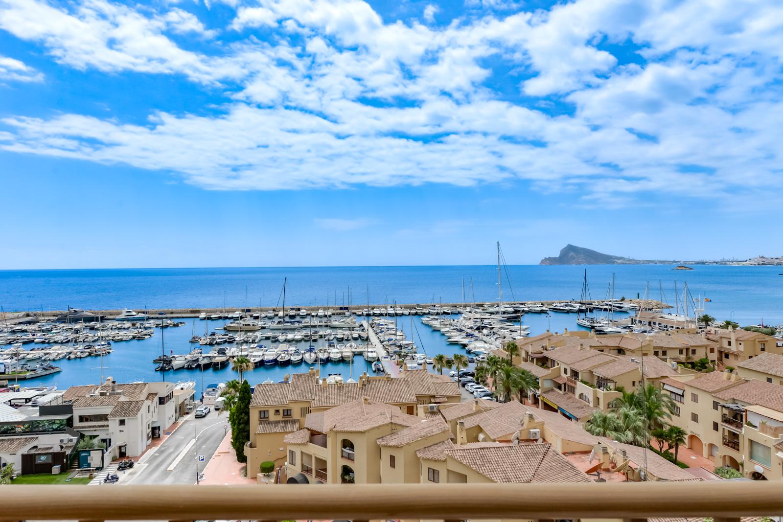 Imagen 1 Ático en venta en Altea / Ático en Mascarat, Altea, con vistas al mar y al puerto