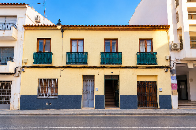 Imagen 1 Inmueble 305980 - Casa Aislada en venta en Altea / A 80 metros del mar y del Casco antiguo de Altea 