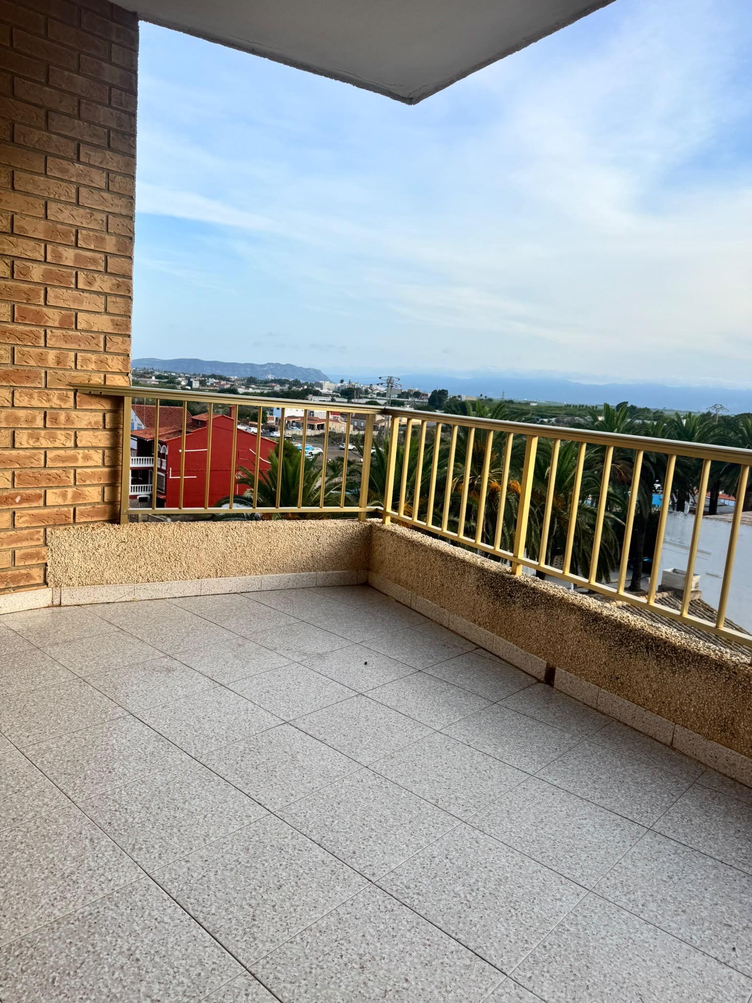 Imagen 1 Apartamento en venta en Sueca / Próximo al Club de Campo Las Palmeras
