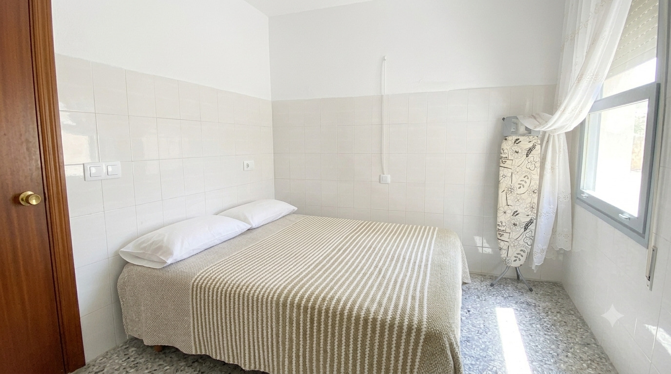 Imagen 21 Casa Adosada en venta en Aspe / Calle La cruz 140, cerca del ayuntamiento