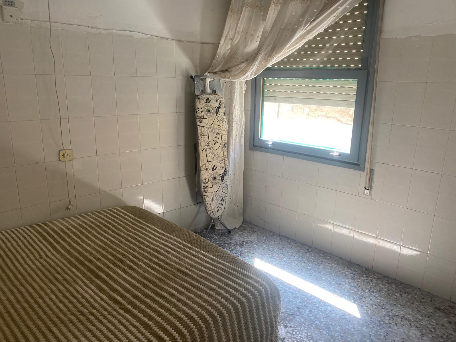 Imagen 24 Casa Adosada en venta en Aspe / Calle La cruz 140, cerca del ayuntamiento