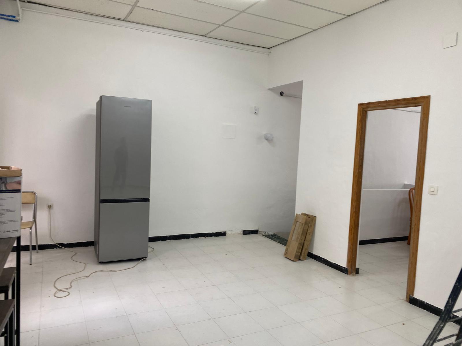 Imagen 17 Casa Adosada en venta en Castalla / Entorno residencial y tranquilo