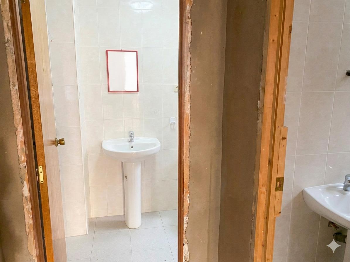 Imagen 27 Casa Adosada en venta en Castalla / Entorno residencial y tranquilo