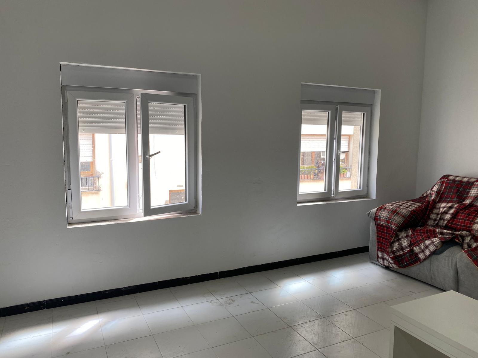 Imagen 6 Casa Adosada en venta en Castalla / Entorno residencial y tranquilo
