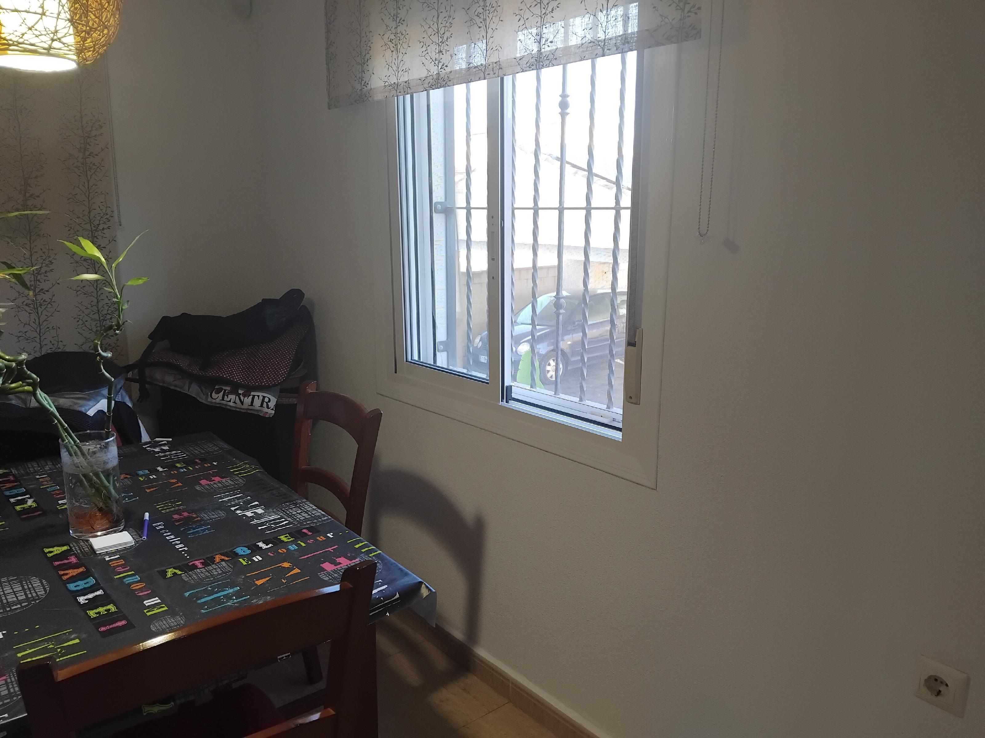 Imagen 2 Casa Adosada en venta en Monforte Del Cid / Urbanización Montecid, cerca del mar