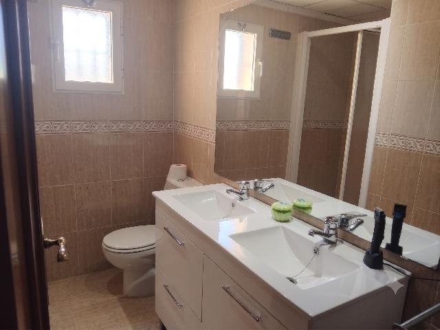 Imagen 10 Inmueble 304700 - Casa Adosada en venta en Monforte Del Cid / Urbanización Montecid, cerca del mar