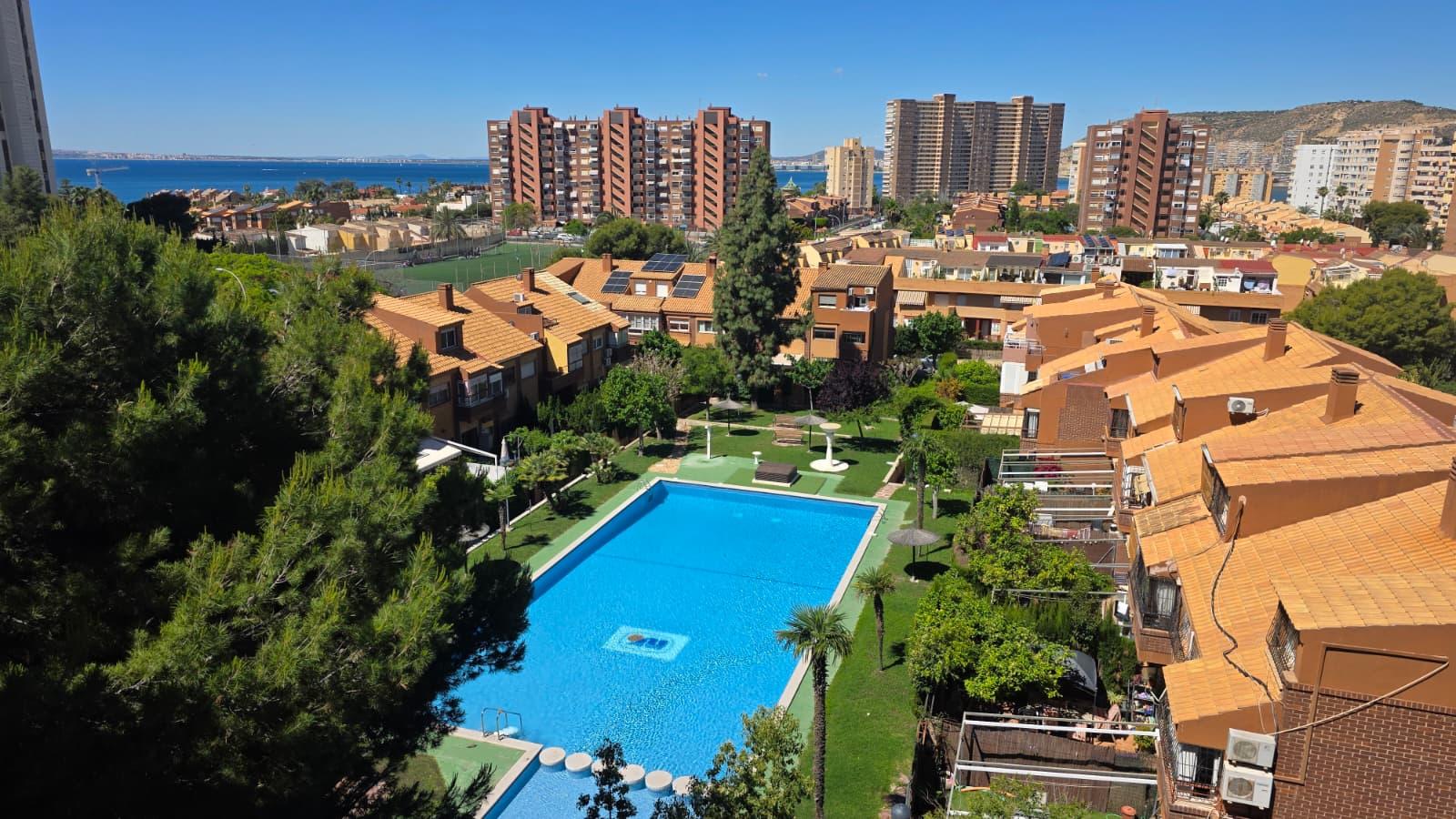 Imagen 14 Apartamento en venta en Alicante/alacant / En Alicante, cerca de la playa