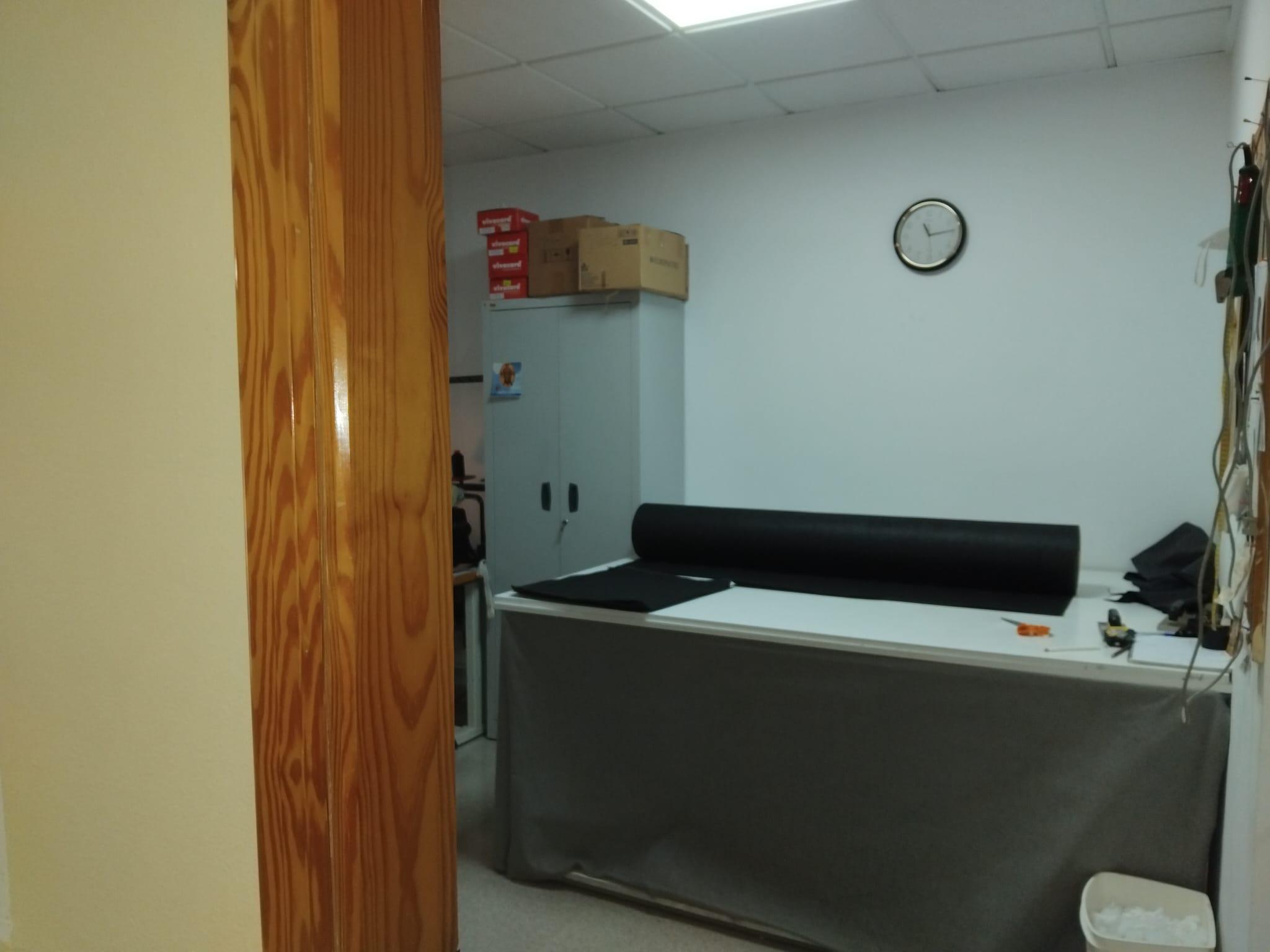 Imagen 20 Local Comercial en venta en Alicante/alacant / En Altozano, cerca del hospital