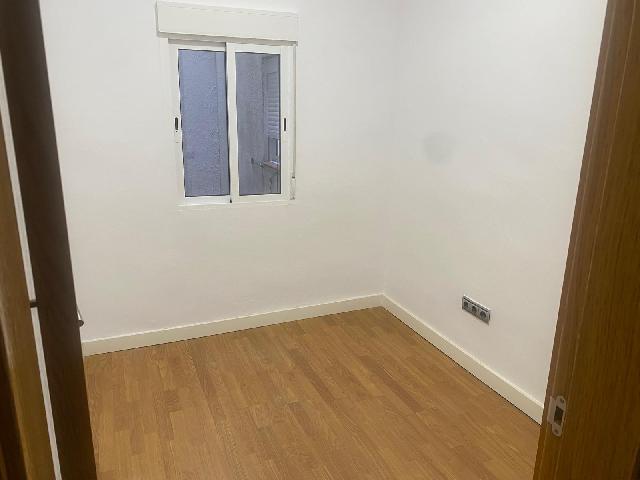 Imagen 7 Inmueble 305211 - Piso en venta en Barcelona / Sant Ramon Nonat - Cardenal Reig