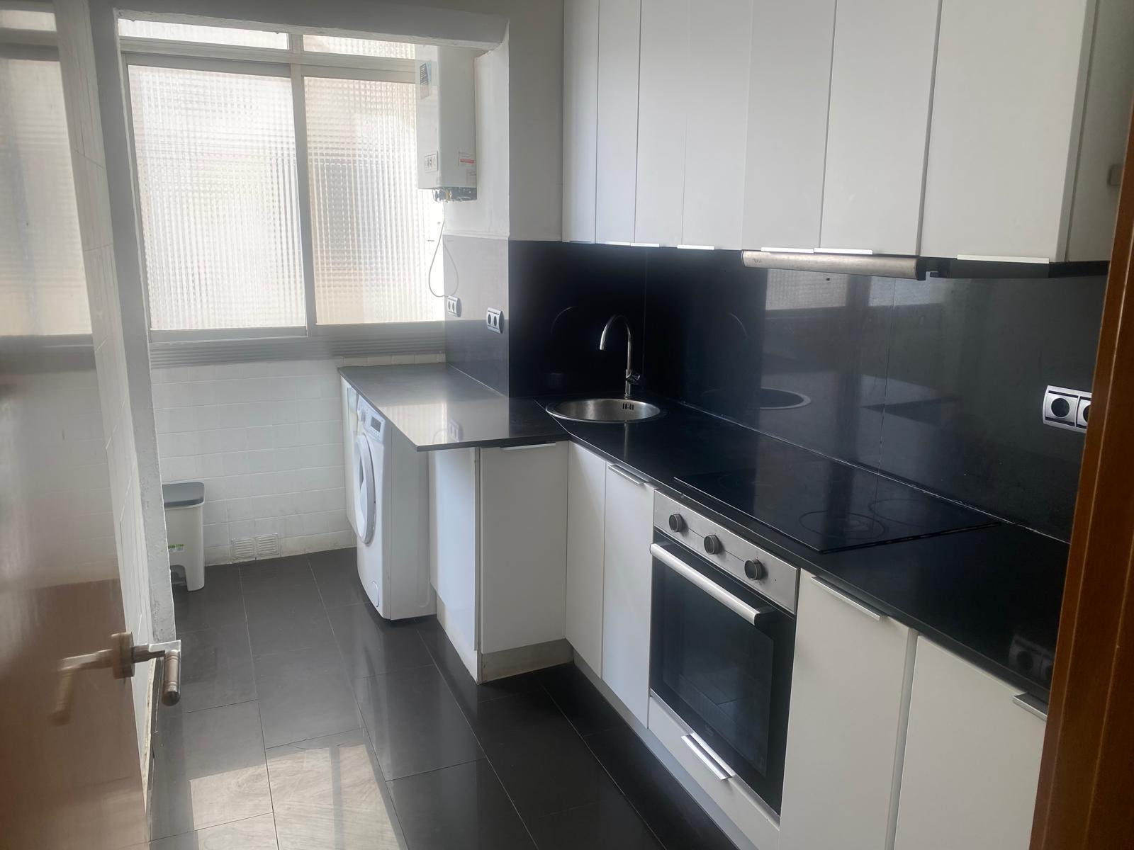 Imagen 3 Piso en venta en Barcelona / Sant Ramon Nonat - Cardenal Reig