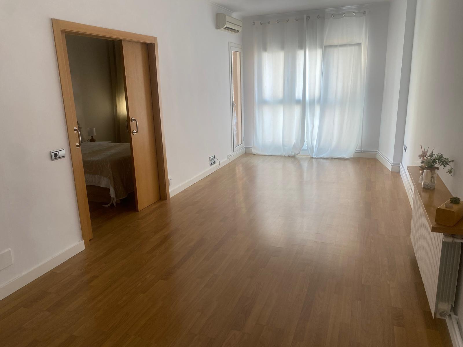 Imagen 2 Piso en venta en Barcelona / Sant Ramon Nonat - Cardenal Reig