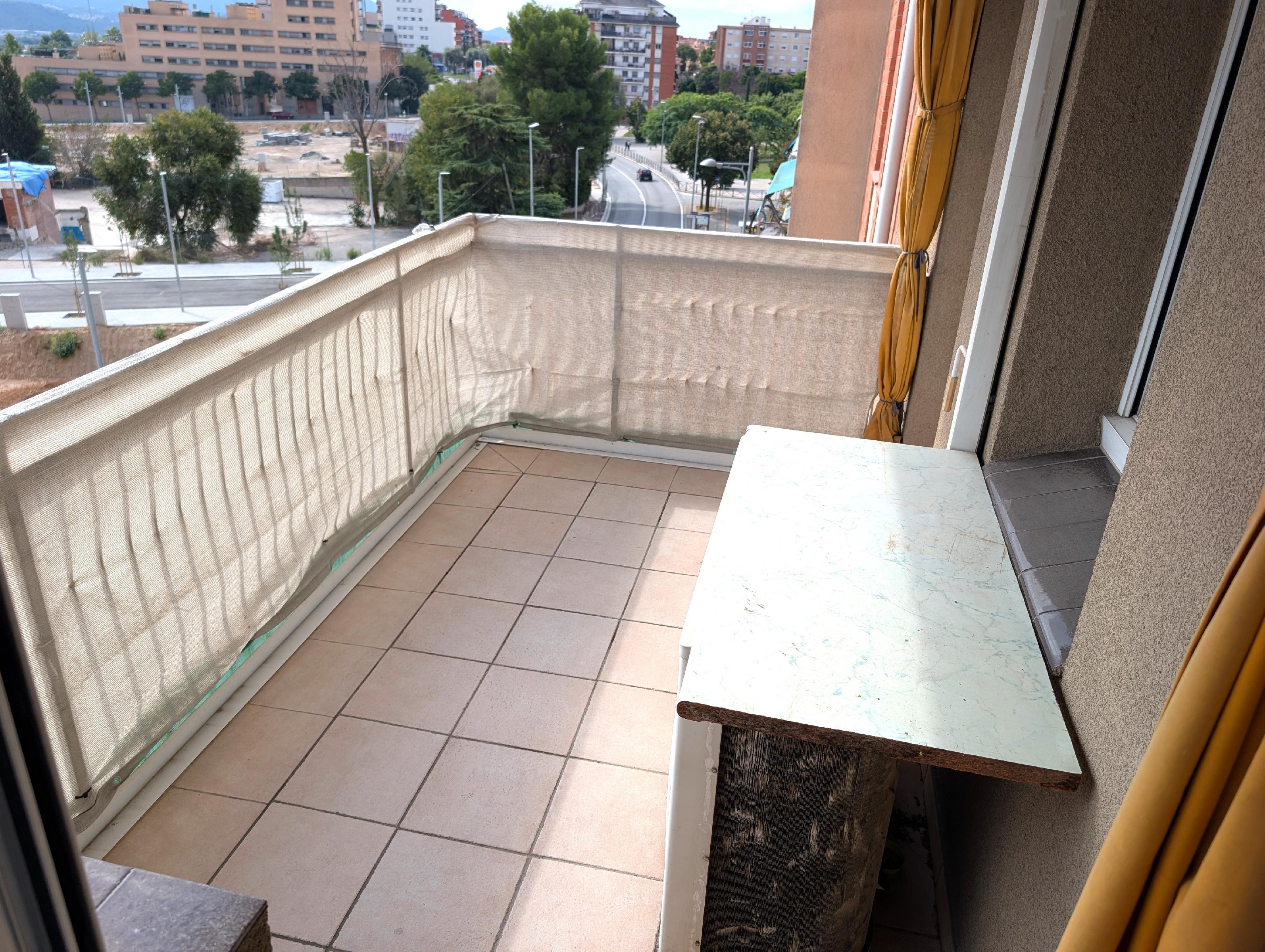 Imagen 2 Piso en venta en Parets Del Vallès / Cerca del centre d´atenció primaria 
