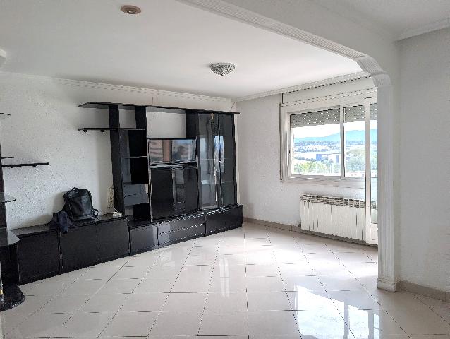Imagen 4 Inmueble 306162 - Piso en venta en Parets Del Vallès / Cerca del centre d´atenció primaria 
