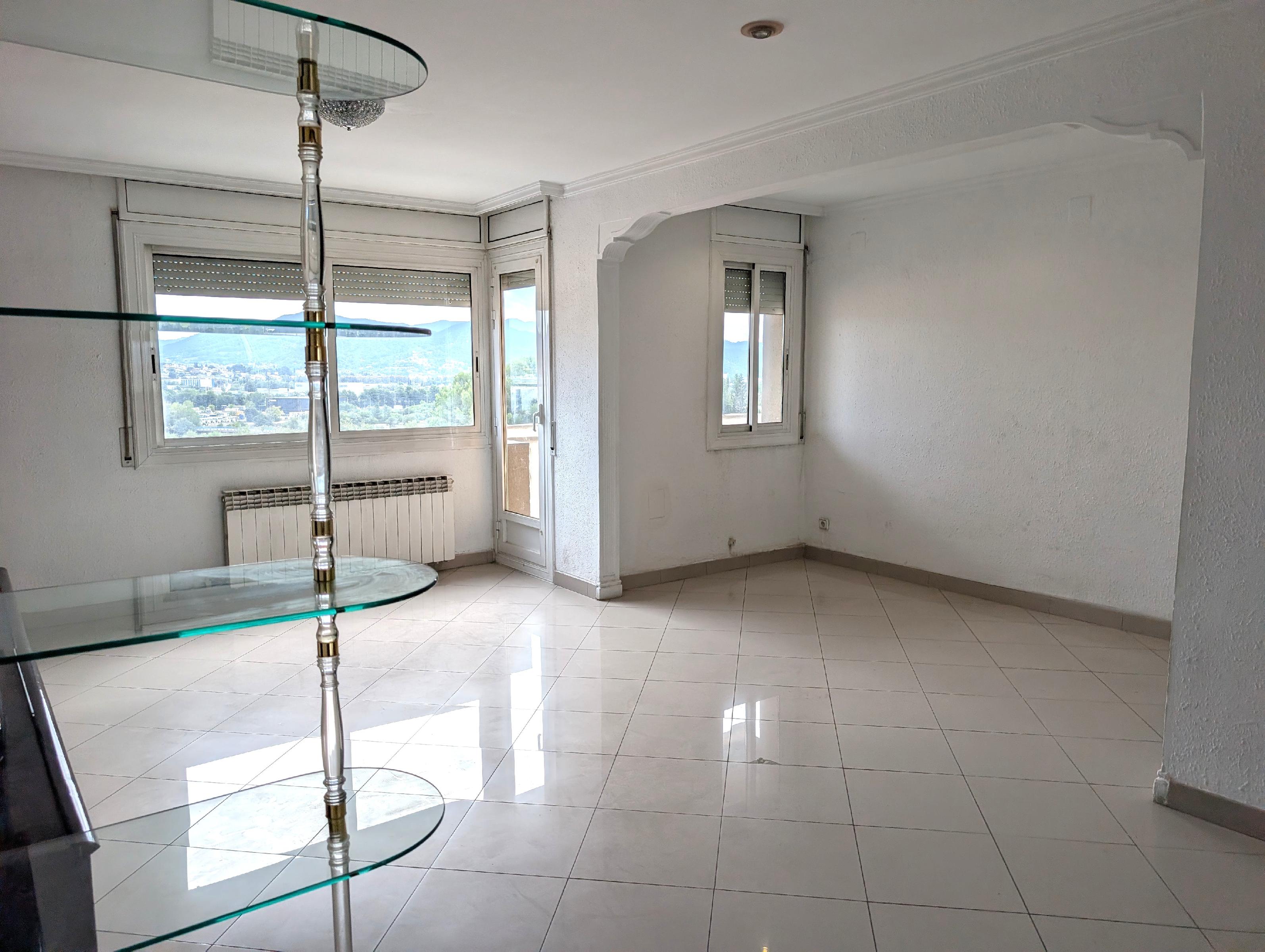 Imagen 1 Piso en venta en Parets Del Vallès / Cerca del centre d´atenció primaria 