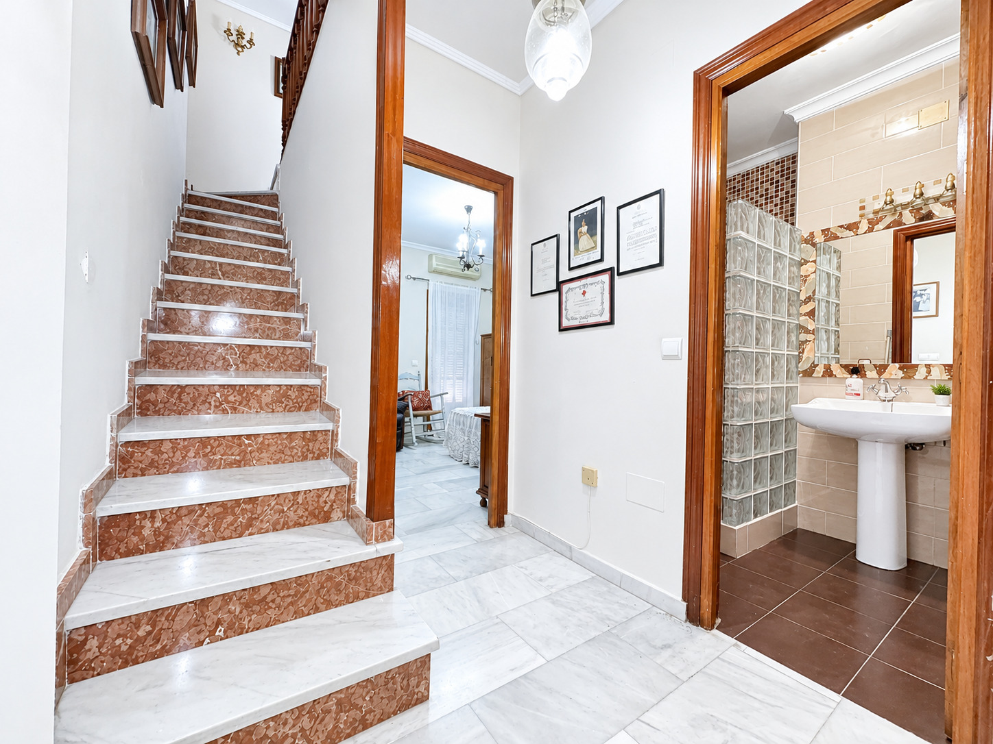Imagen 7 Casa Adosada en venta en Rincón De La Victoria / Piso a un paso del centro historico