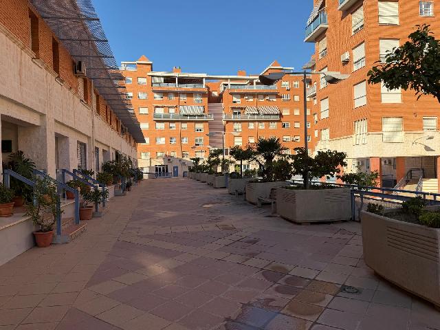 Imagen 5 Inmueble 305832 - Casa Adosada en alquiler en Málaga / Junto al c.c. rosaleda