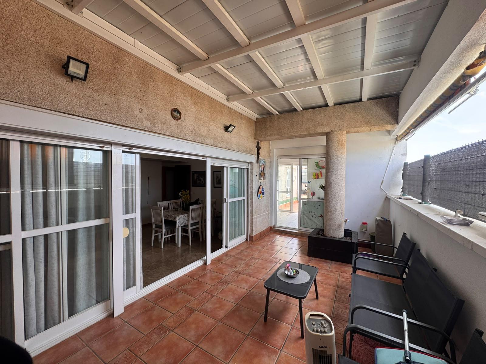 Imagen 2 Apartamento en venta en Málaga / Piso con todas las comodidades, pista de padel ,piscina