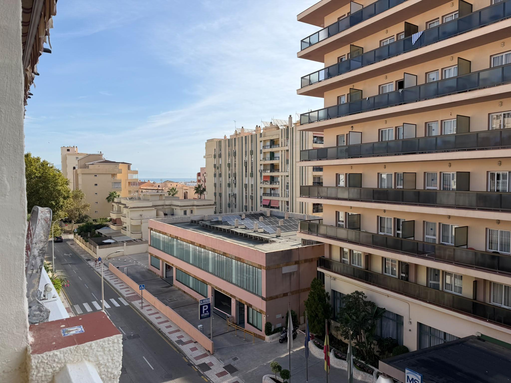 Imagen 8 Estudio en venta en Torremolinos / Frente al Hotel Maragua