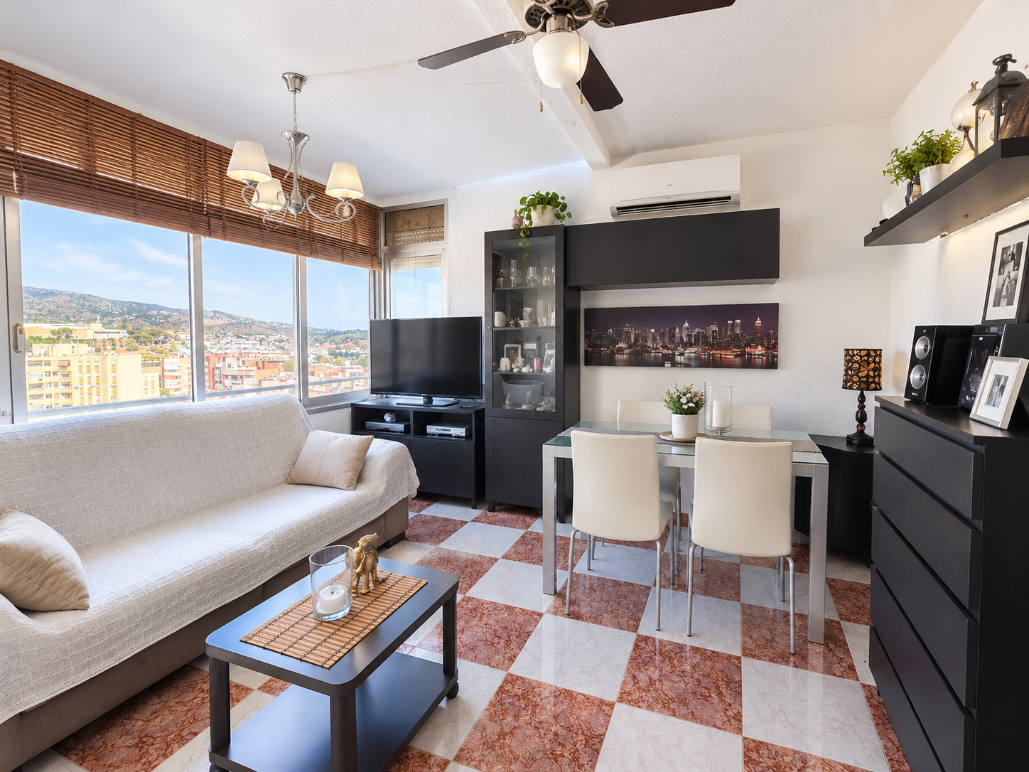 Imagen 4 Apartamento en venta en Torremolinos / Espectacular vivienda Atico en Torremolinos
