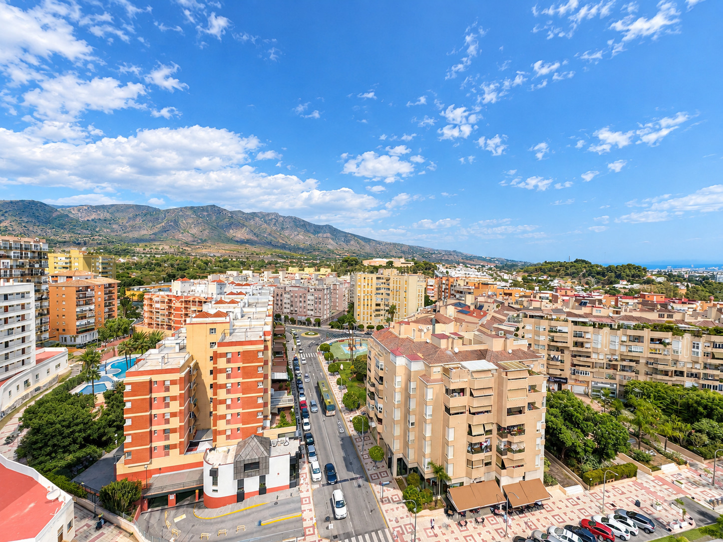 Imagen 3 Apartamento en venta en Torremolinos / Espectacular vivienda Atico en Torremolinos